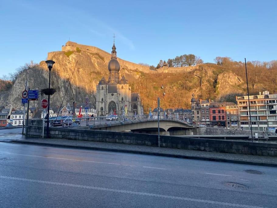 L'Essentiel Apartment Dinant Luaran gambar