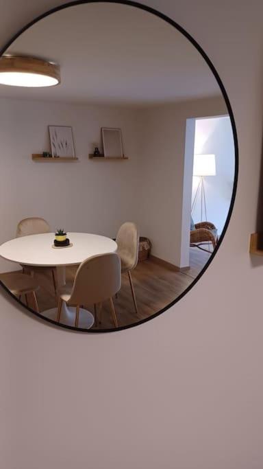 L'Essentiel Apartment Dinant Luaran gambar