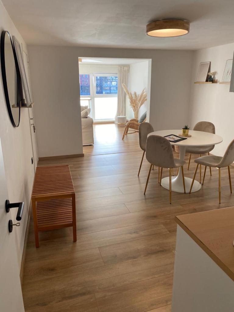 L'Essentiel Apartment Dinant Luaran gambar